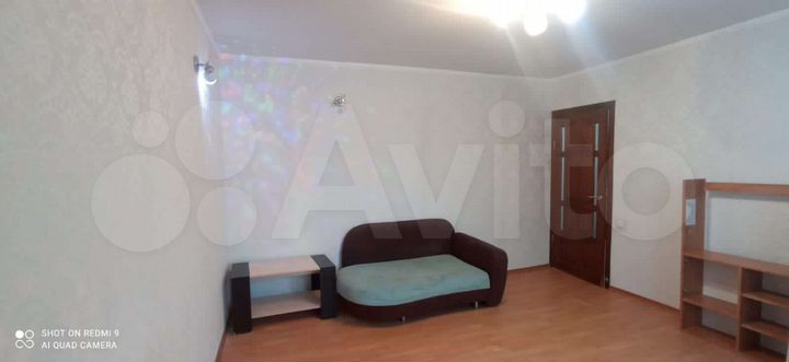 3-к. квартира, 60 м², 2/5 эт.