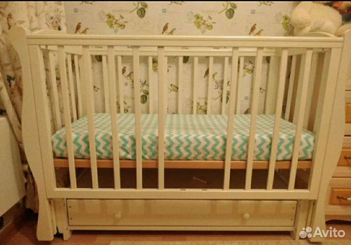 Кроватка детская