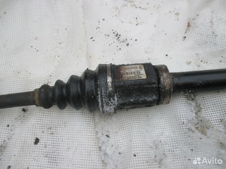 Полуось передняя (привод) S80