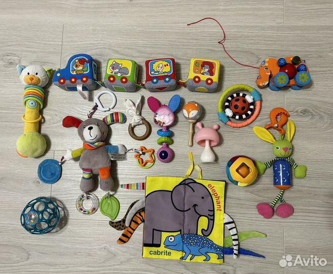 Развивающие игрушки tiny love lamaze