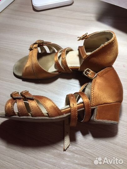 Продам туфли для танцев