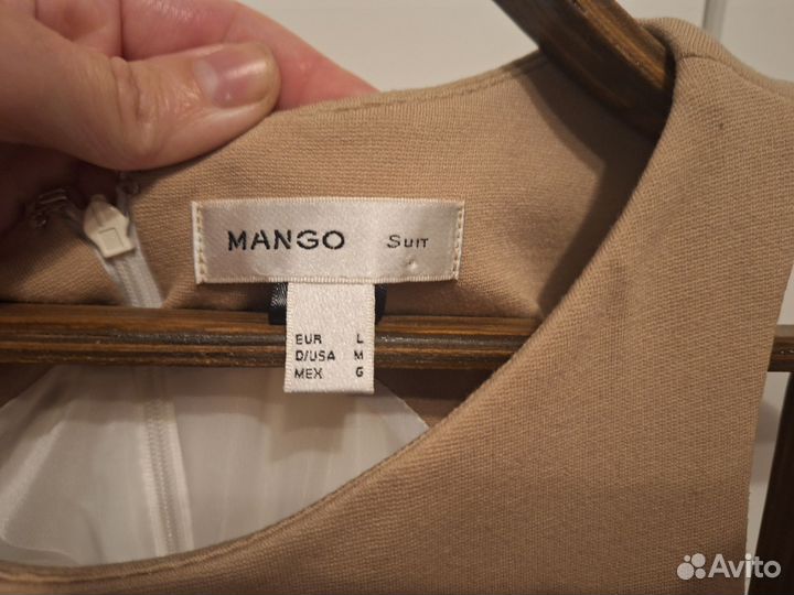 Трикотажное платье mango