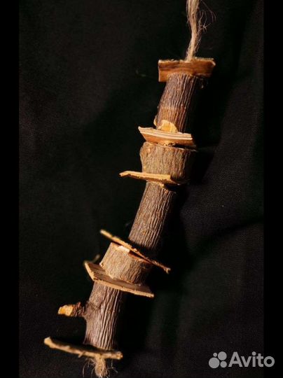 Игрушка для птиц