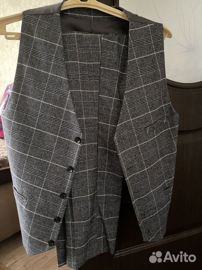 Костюм классический мужской в клетку