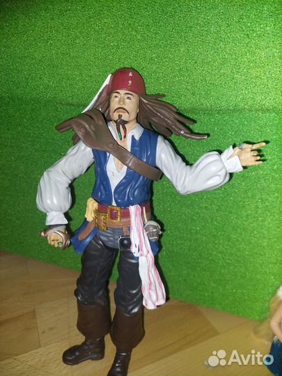 Оригинальная фигурка Джека Воробья