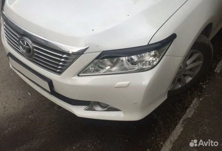Реснички на фары Toyota Camry 50