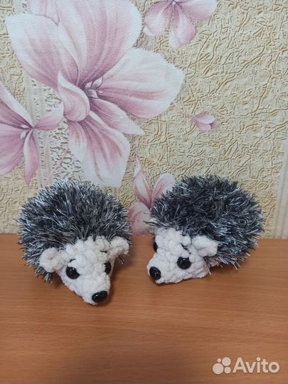 Вязанная игрушка (брелки)