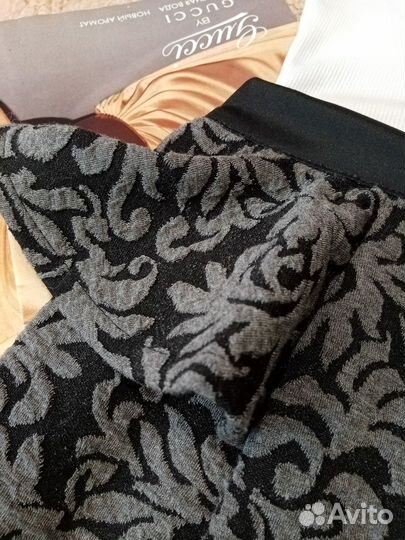 Комплект маечка и юбка 44 размер