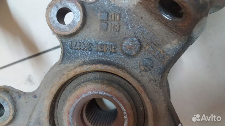 Кулак поворотный передний левый для Ford Focus II