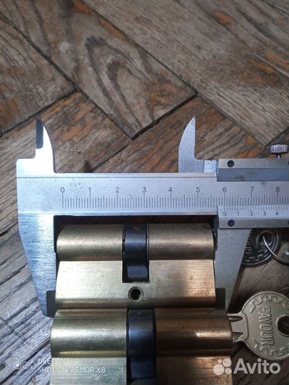 Личинка замок ключи врезной