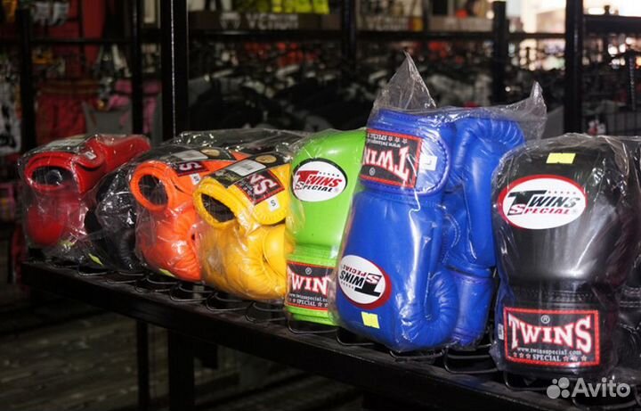 Боксерские перчатки twins