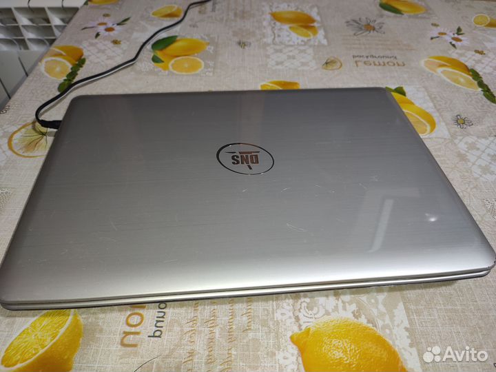 Ноутбук DNS A15HE Intel Core i3 экран 15,6
