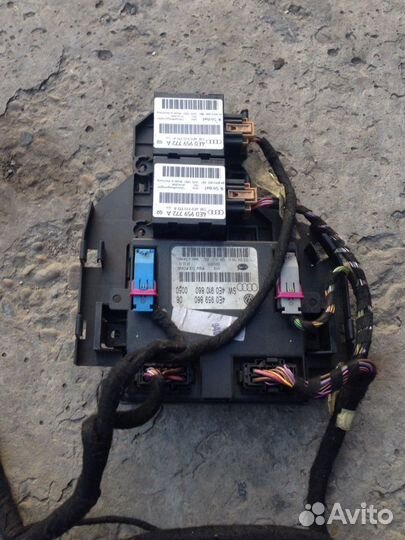 Блоки управления сиденьями на Audi A8 D3