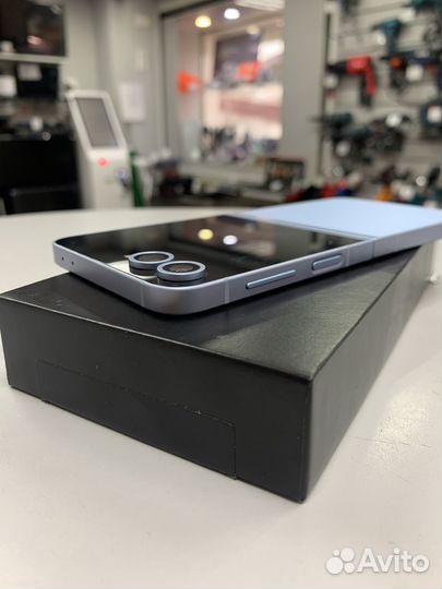 Samsung Galaxy Z Flip 6, 12/256 ГБ