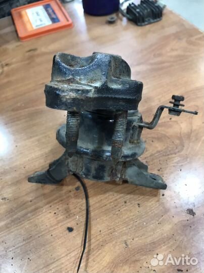 Опора двс toyota corolla e11 4zz