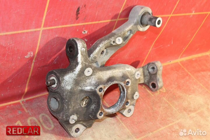 Кулак поворотный левый Lexus LS 4 (06-17)