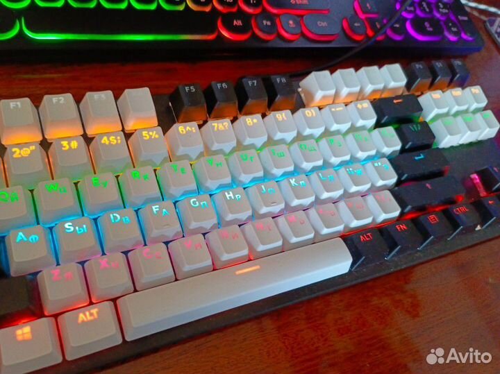Механическая клавиатура проводная