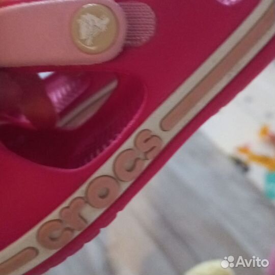 Сандалии crocs c7