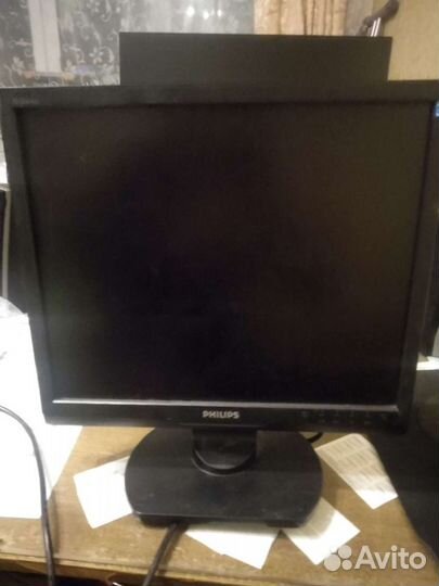 Монитор Philips