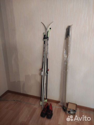 Лыжи беговые, палки, крепления и ботинки