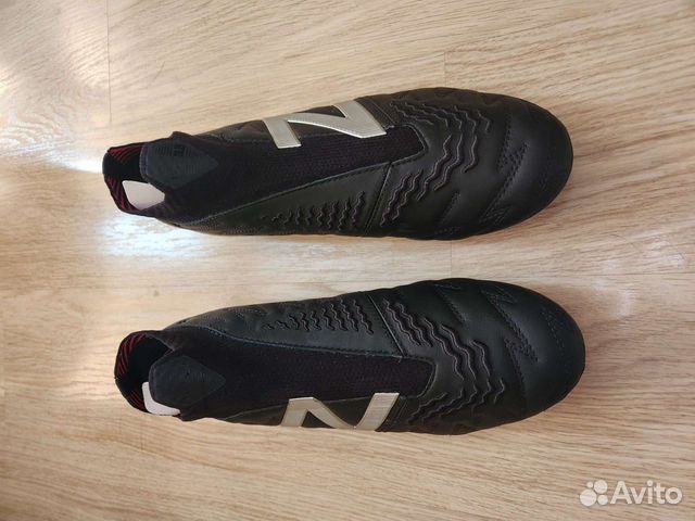 Продаю футбольные бутсы New Balance Tekela V3 + FG