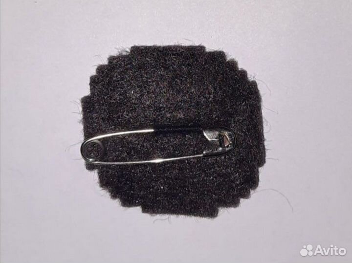 Значки на заказ