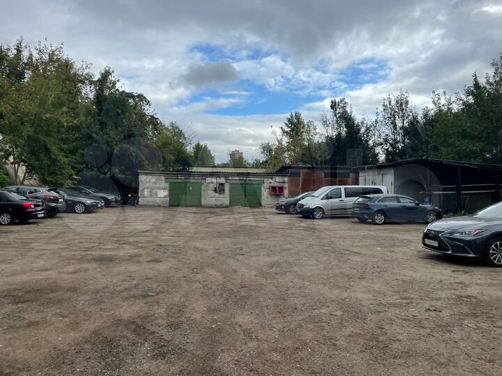 Автосервис, таксопарк с площадкой 350+600 м2
