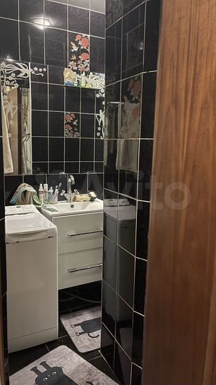 4-к. квартира, 115 м², 1/3 эт.