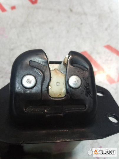 Замок 5-й двери nissan note