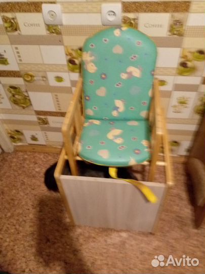 Детский стол и стул, велосипед, санки