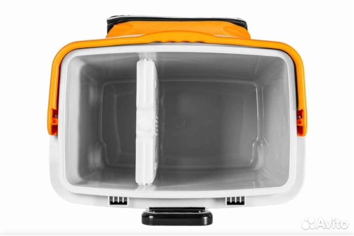 Автомобильный холодильник Camping World 28