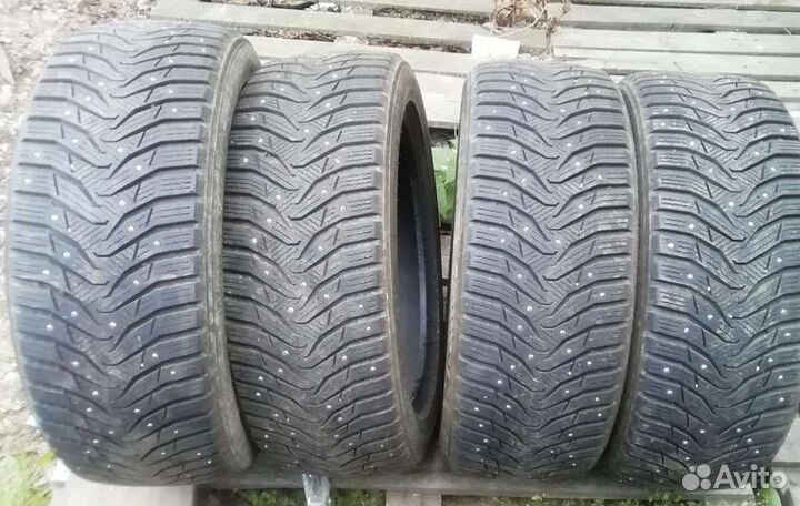 Kumho WinterCraft Ice WI31 225/50 R18 99T