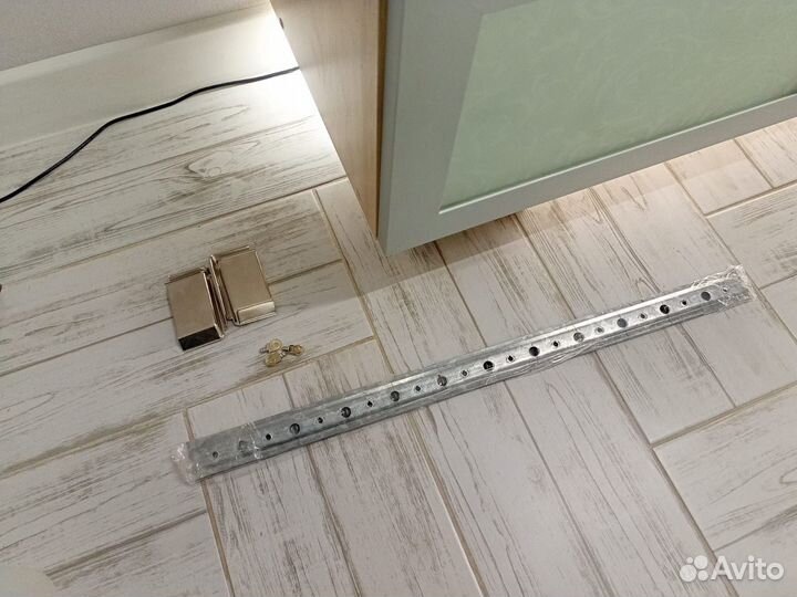 Подвесная тумба под тв