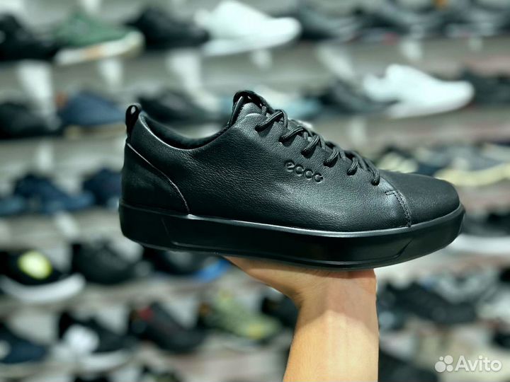 Кроссовки Ecco модные