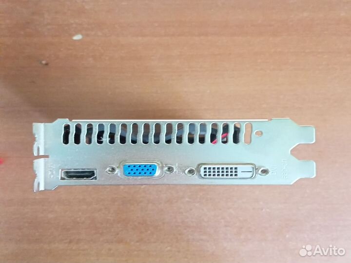 Видеокарта GT 730 4 gb