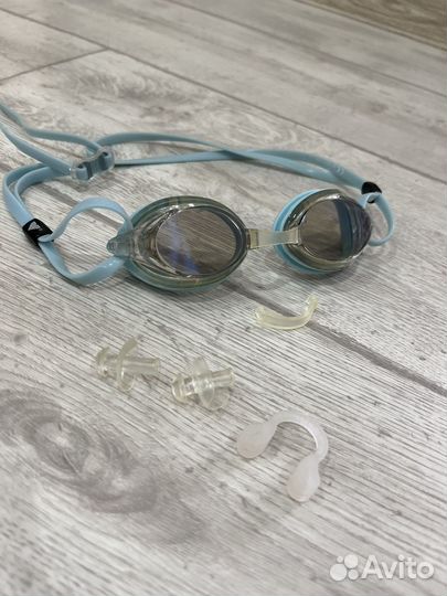 Спортивные очки TYR