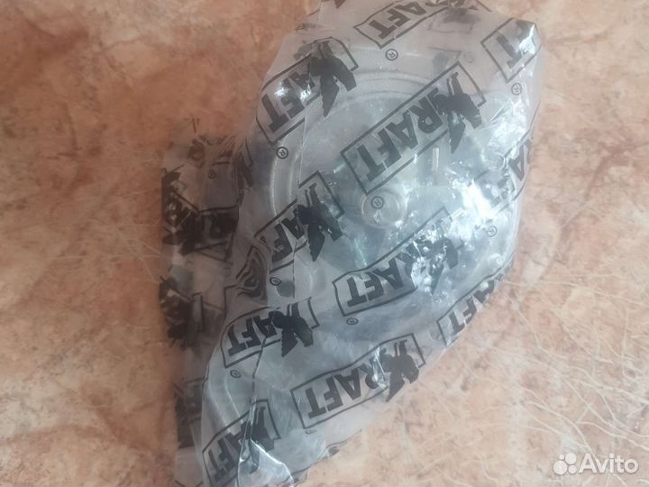 Помпа на honda civic 4 d