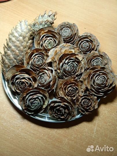 Шишки для изготовления новогодних венков