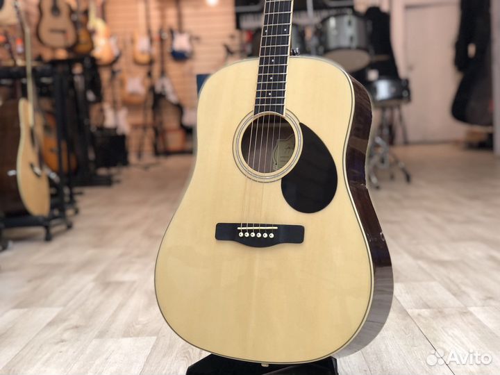 Акустическая гитара