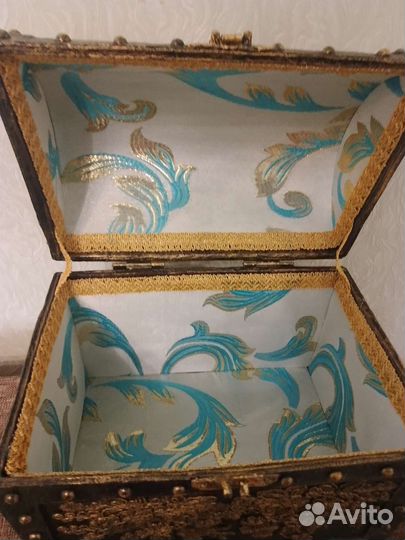 Сундук под старину