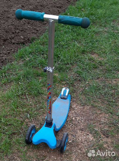 Самокат детский четырехколесный складной