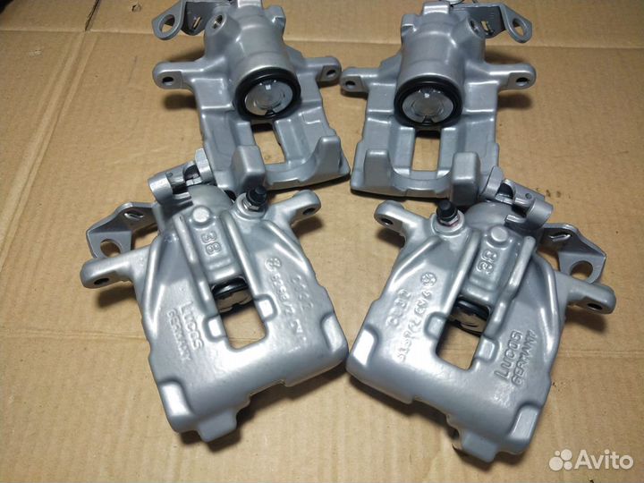 Суппорт задний VW Transporter T4