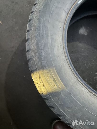 Bridgestone Blizzak Spike-02 SUV 285/60 R18 116