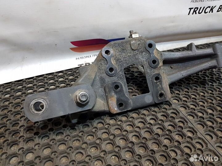 Кронштейн торсиона задний правый Daf XF106