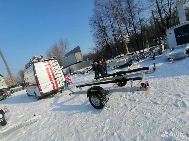 Усиленный лодочный прицеп. Ось на 1300кг