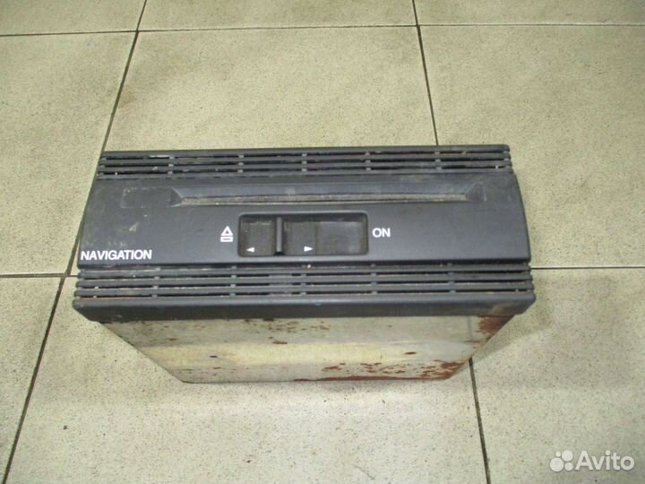 Проигрыватель CD/DVD VW Passat (B5)