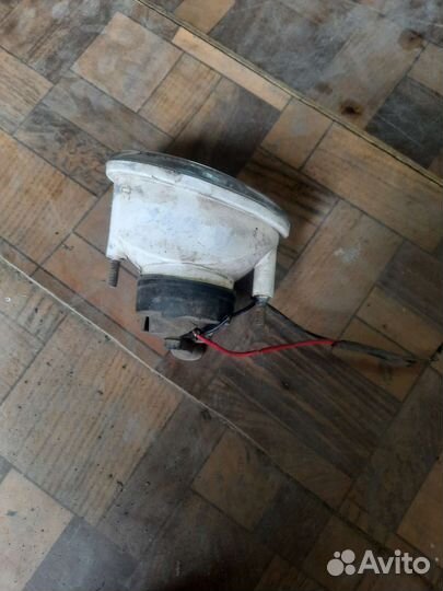 Противотуманка передеяя левая Lifan Smily