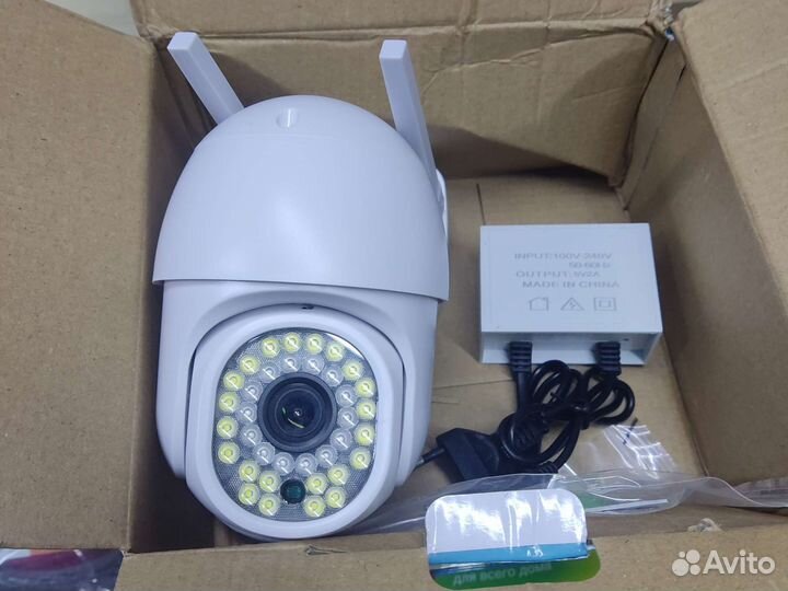 Камера видеонаблюдения поворотня купольная 4Мп