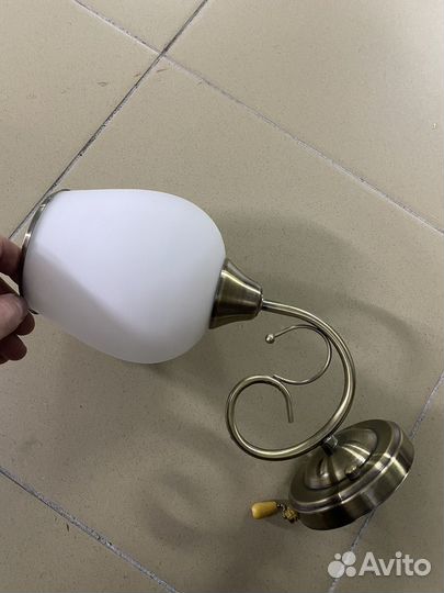 Светильник настенный