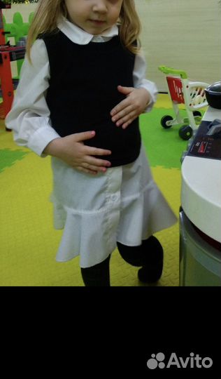 Платье с жилеткой